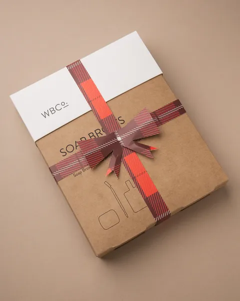 ערכה סבון , תרסיס, מברשת לגבות